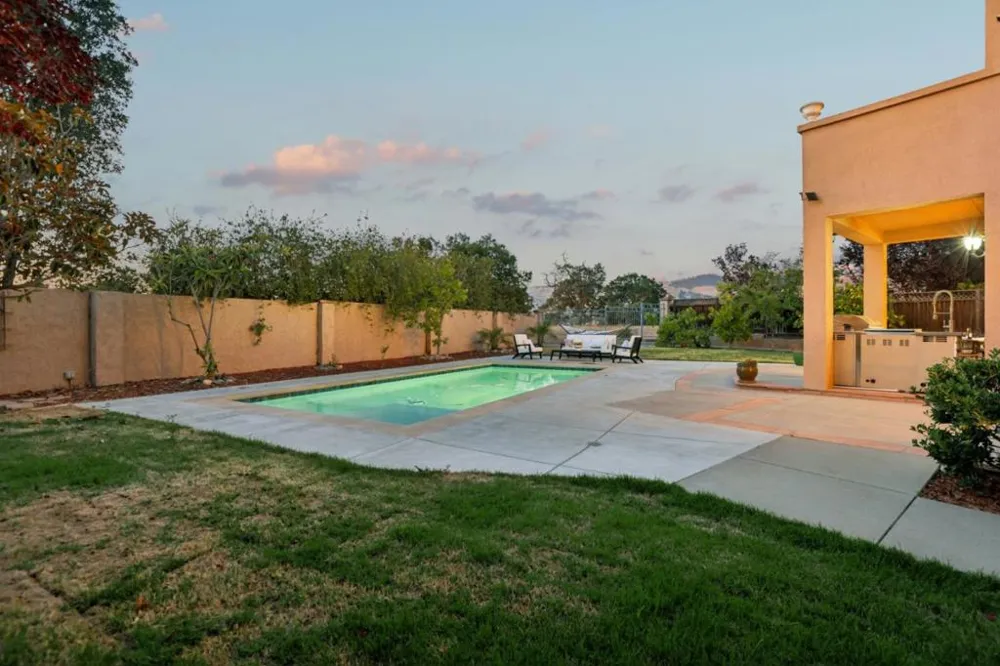 6039 La Spezia Place San Jose, CA 95138