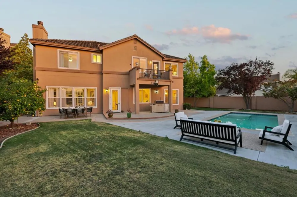 6039 La Spezia Place San Jose, CA 95138
