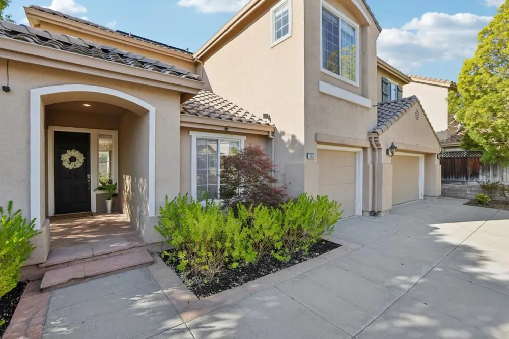 6039 La Spezia Place San Jose, CA 95138