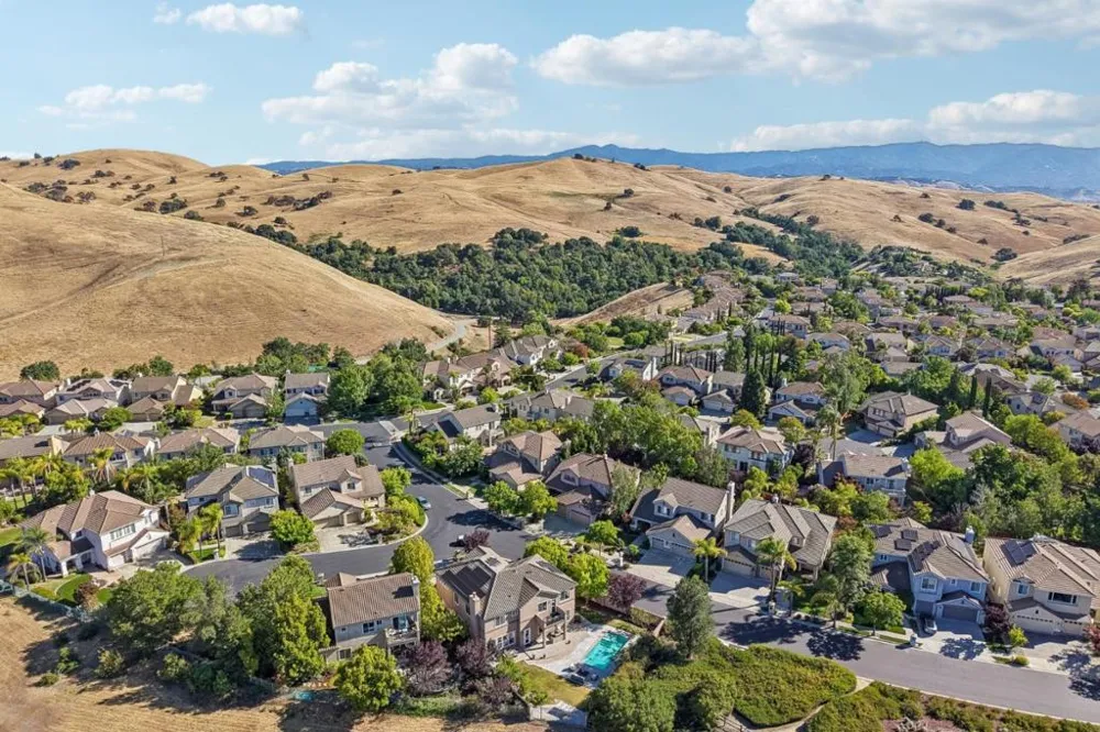 6039 La Spezia Place San Jose, CA 95138