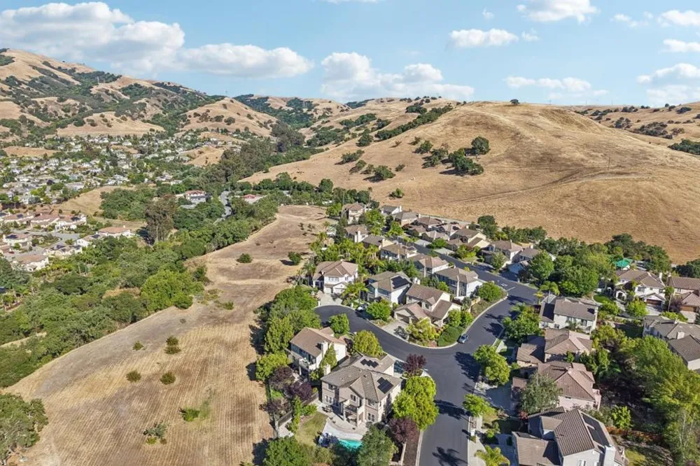 6039 La Spezia Place San Jose, CA 95138