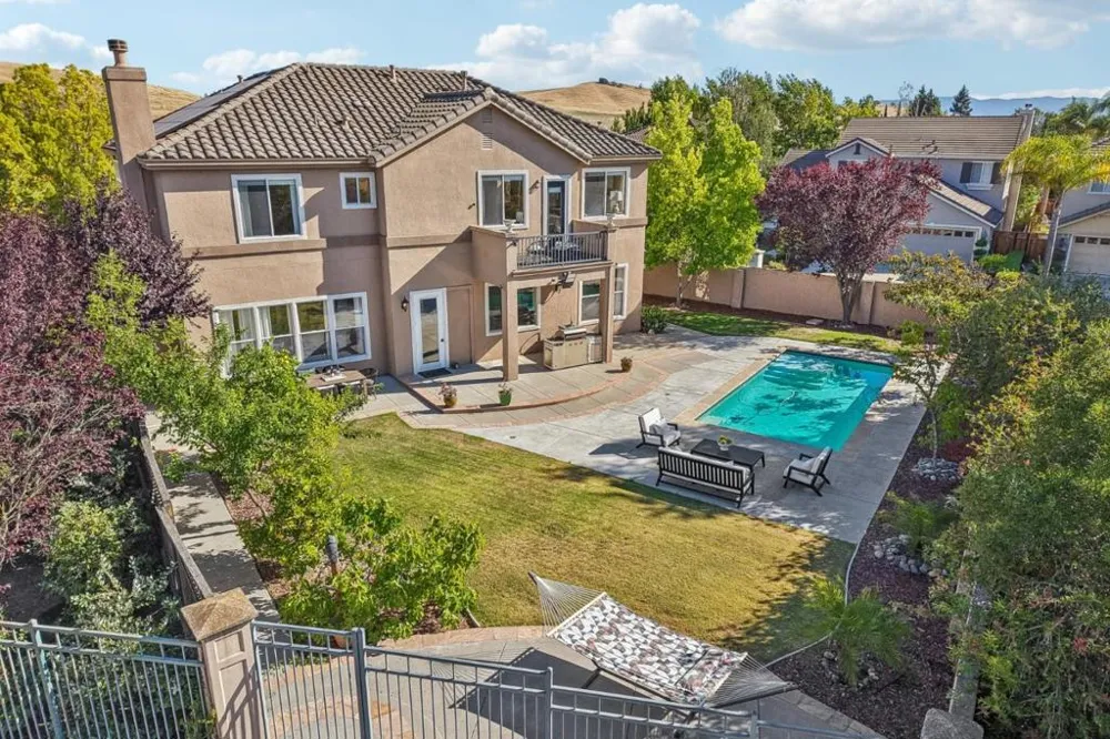6039 La Spezia Place San Jose, CA 95138