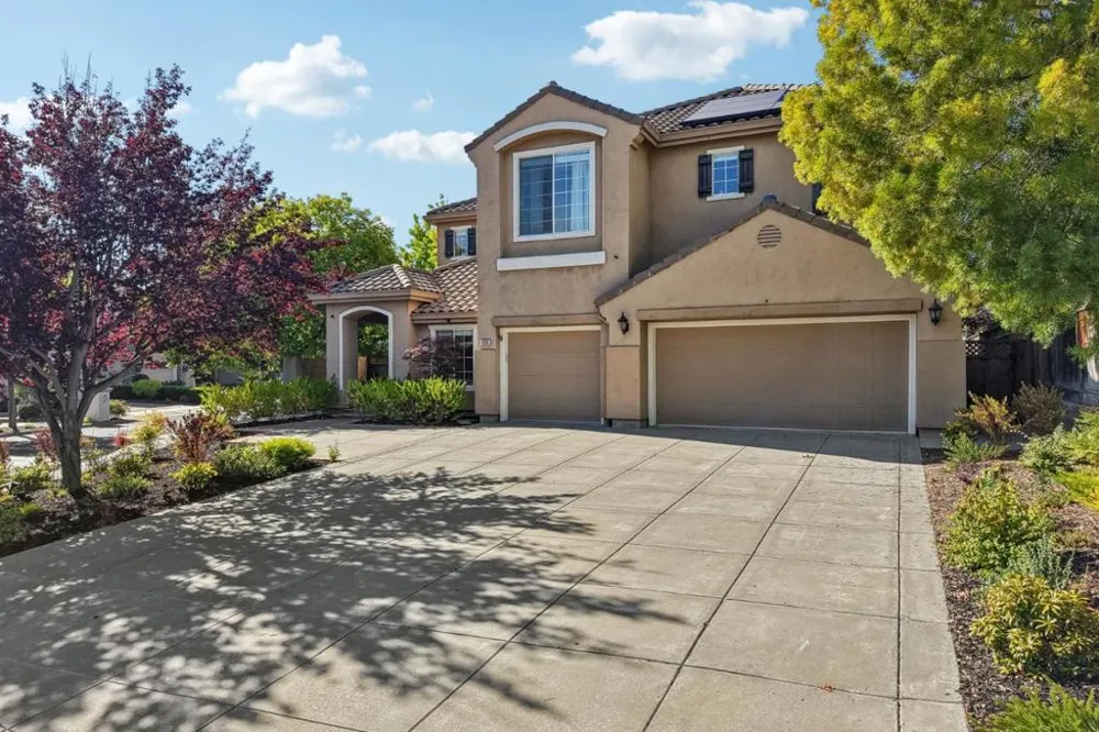 6039 La Spezia Place San Jose, CA 95138
