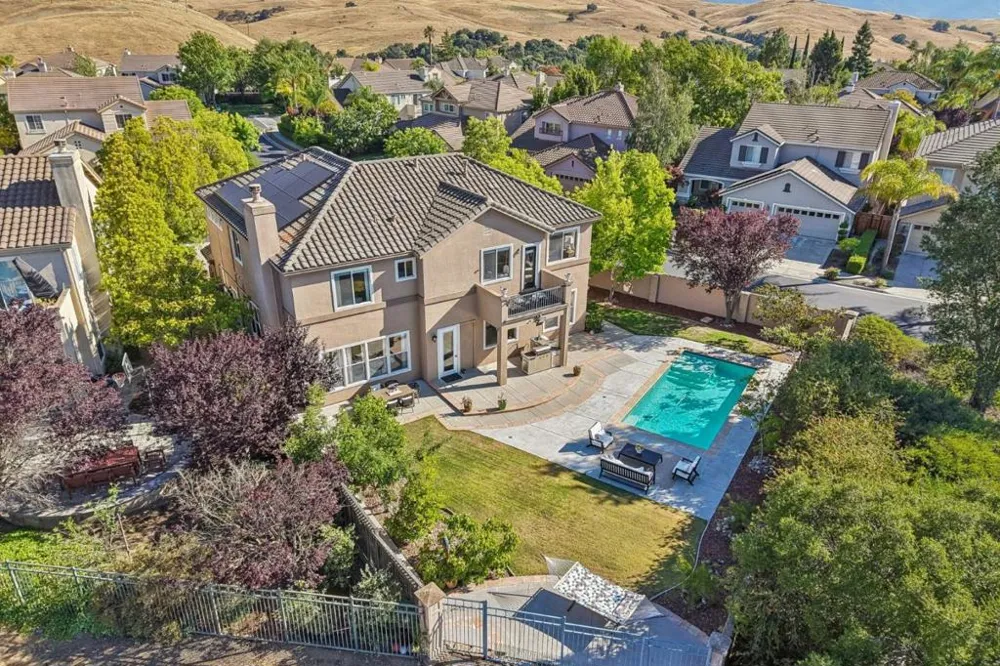 6039 La Spezia Place San Jose, CA 95138
