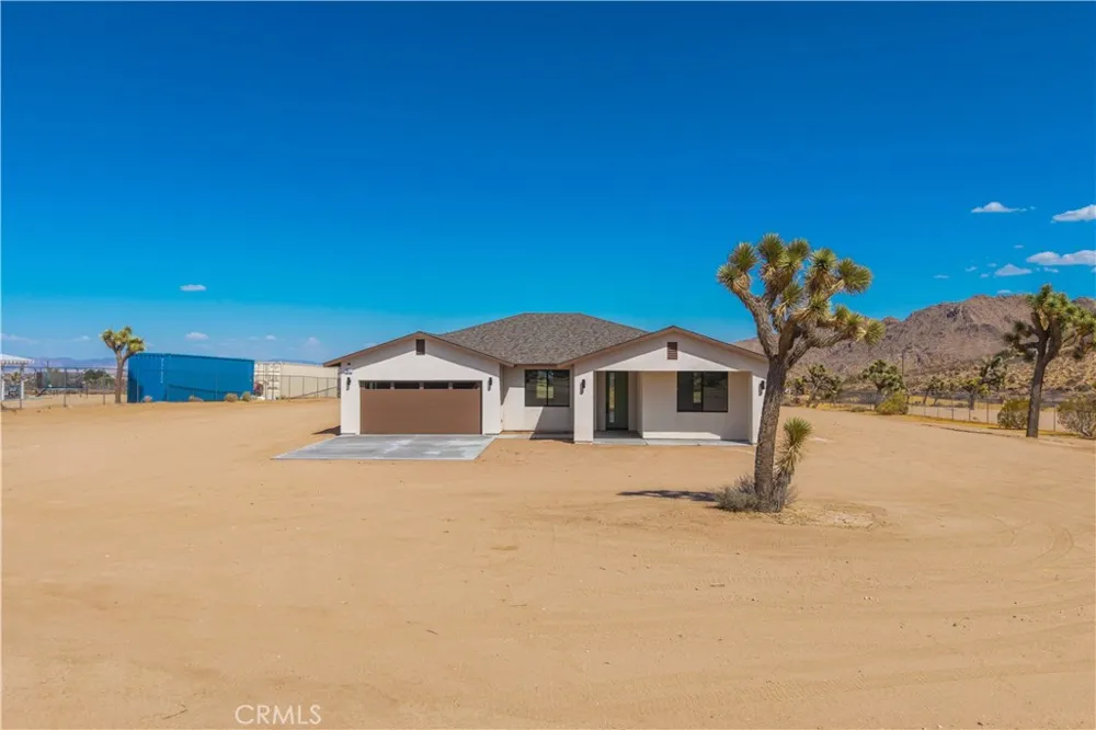 3945 Bonita Avenue Yucca Valley, CA 92284