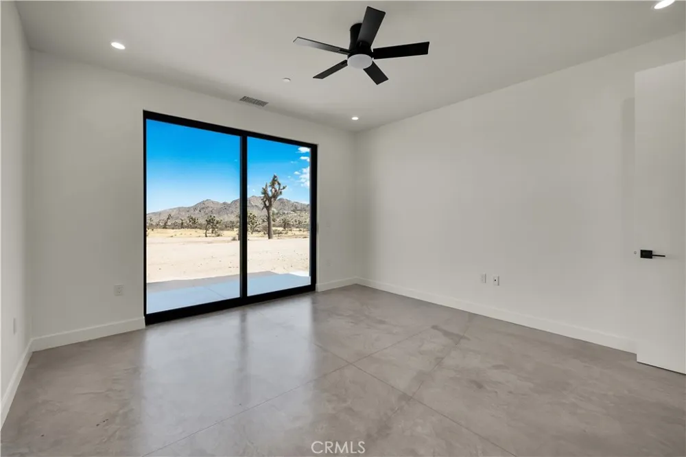 3945 Bonita Avenue Yucca Valley, CA 92284