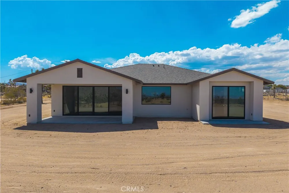 3945 Bonita Avenue Yucca Valley, CA 92284