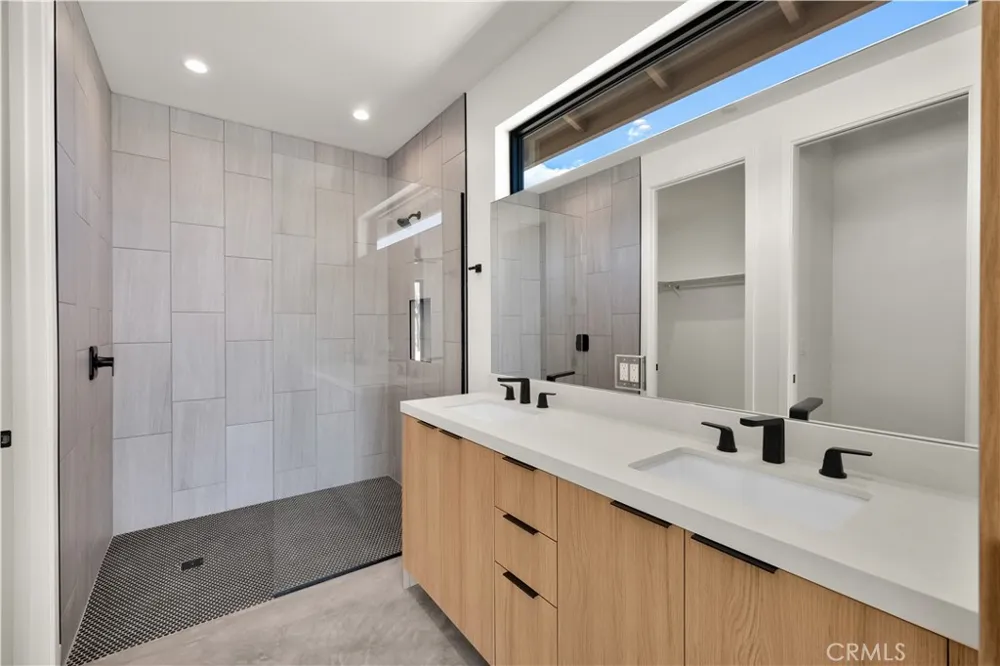 3945 Bonita Avenue Yucca Valley, CA 92284
