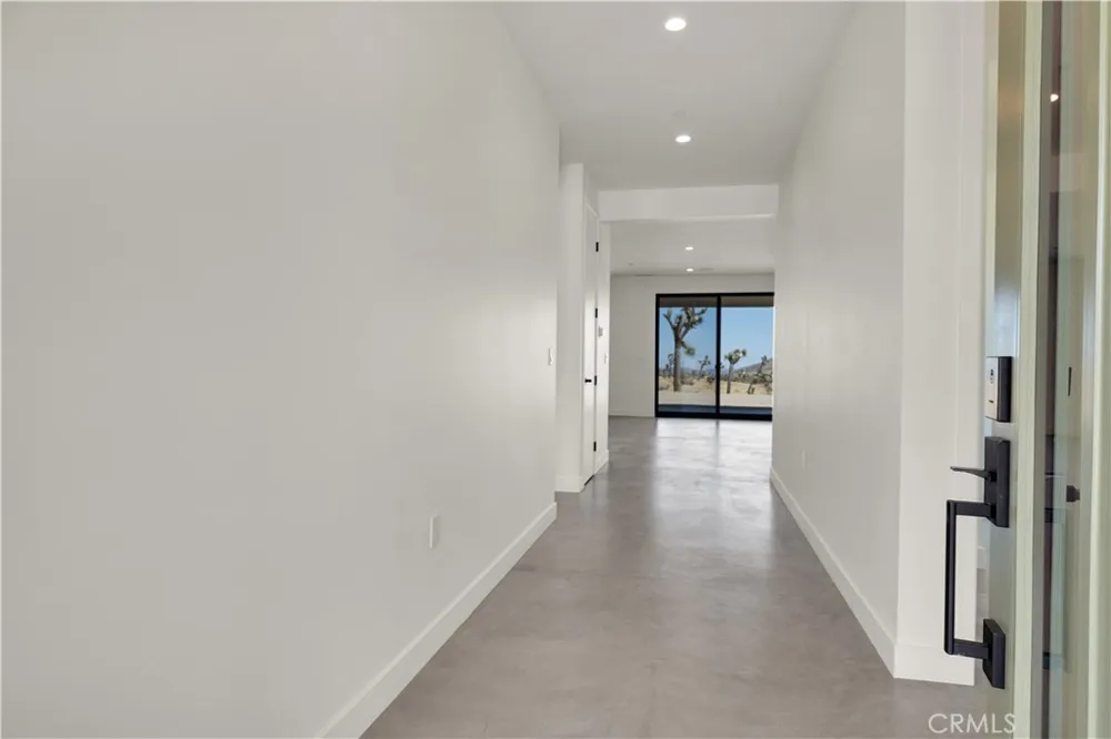 3945 Bonita Avenue Yucca Valley, CA 92284