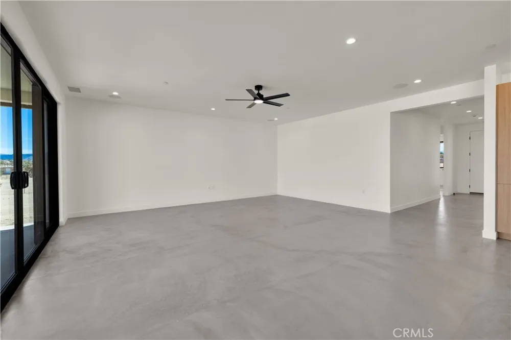 3945 Bonita Avenue Yucca Valley, CA 92284