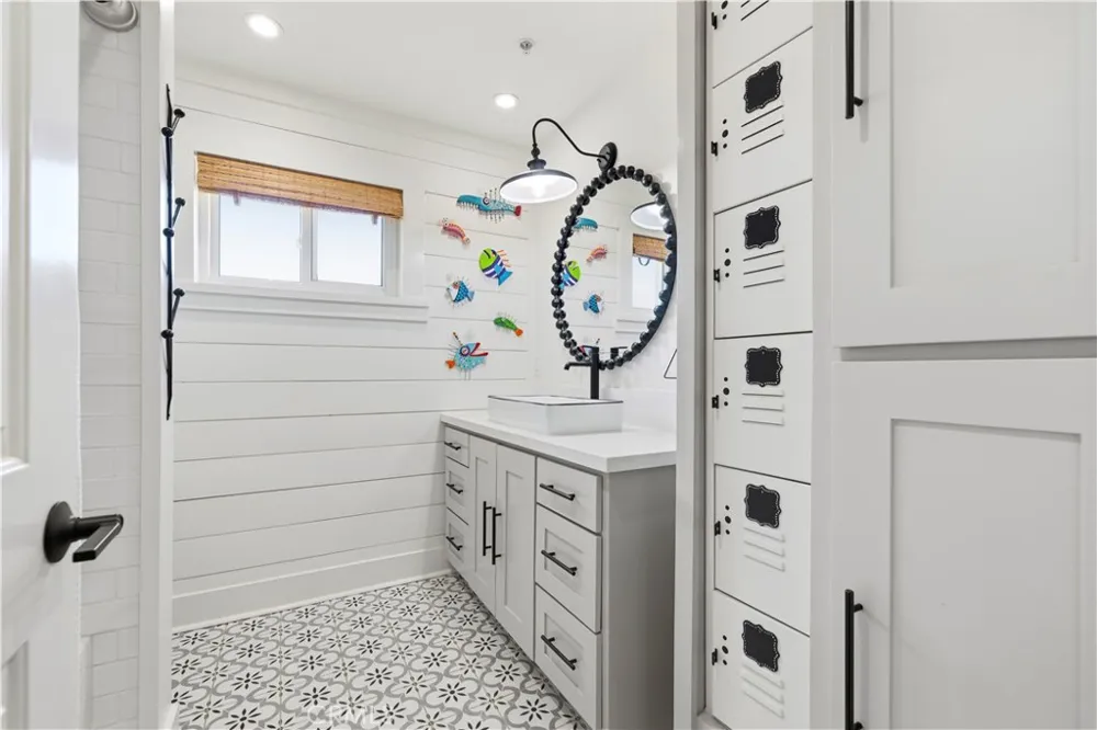 34530 Acton Canyon Road Acton, CA 93510