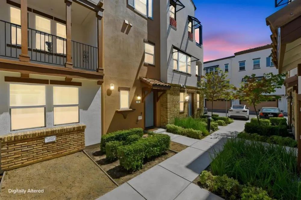 2733 Sorano Court #6 San Jose, CA 95111