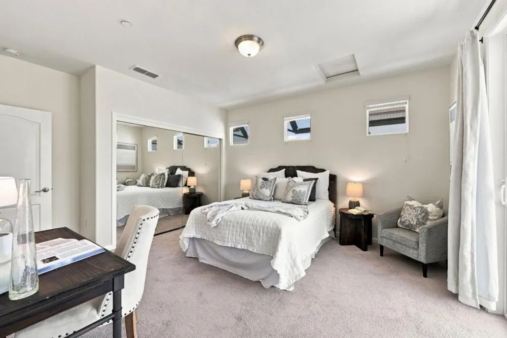 2733 Sorano Court #6 San Jose, CA 95111