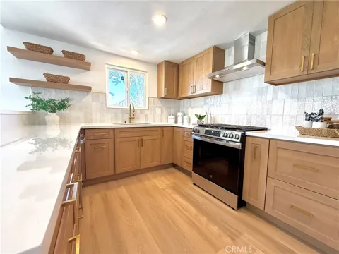 2707 Vanderbilt Lane #3