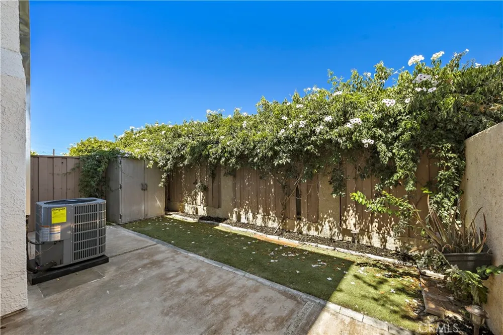 2707 Vanderbilt Lane #3 Redondo Beach, CA 90278