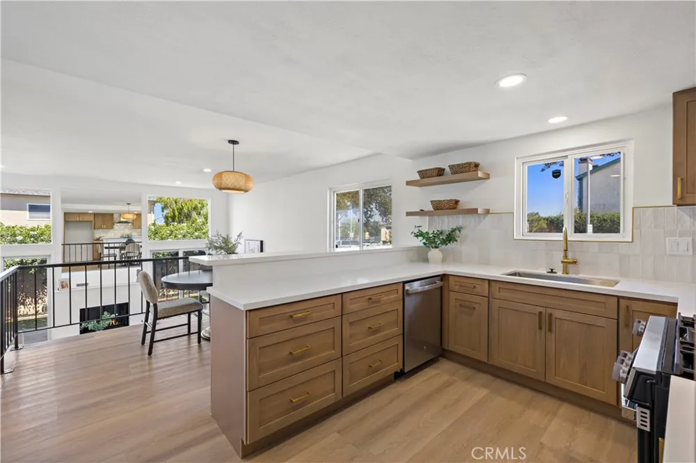 2707 Vanderbilt Lane #3 Redondo Beach, CA 90278