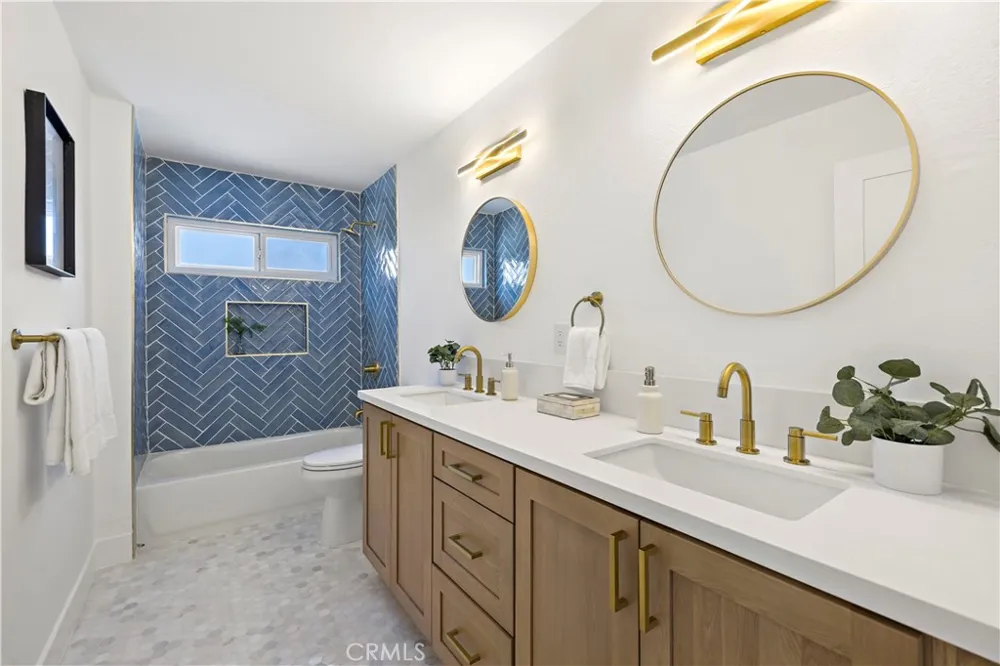 2707 Vanderbilt Lane #3 Redondo Beach, CA 90278