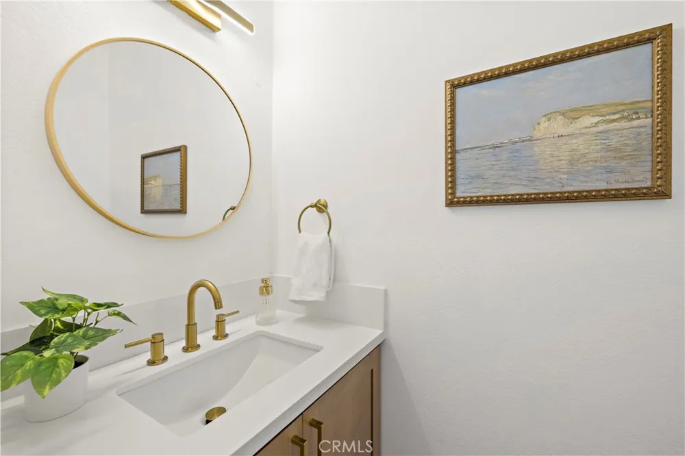 2707 Vanderbilt Lane #3 Redondo Beach, CA 90278