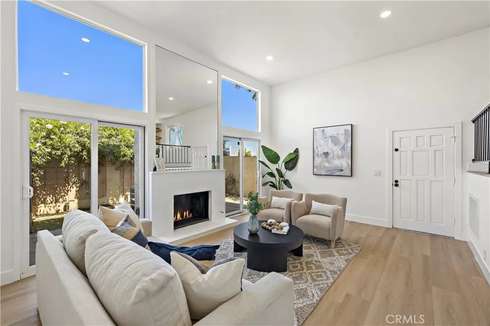 2707 Vanderbilt Lane #3 Redondo Beach, CA 90278