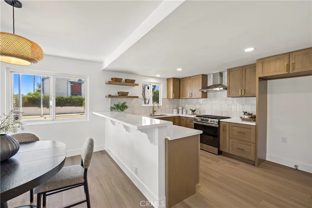 2707 Vanderbilt Lane #3 Redondo Beach, CA 90278