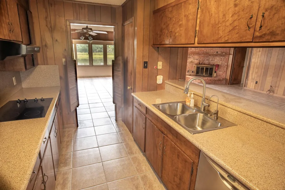 4611 Rio Drive Brazoria, TX 77422