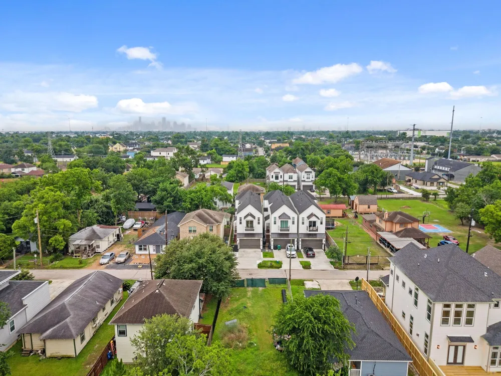 816 E 38th St #C Houston, TX 77022