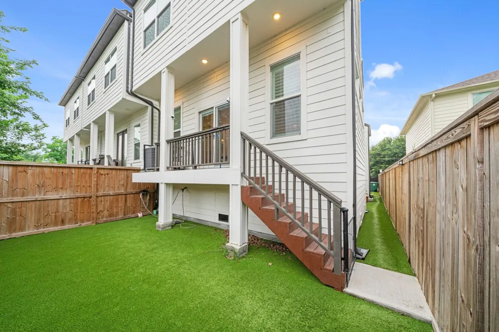816 E 38th St #C Houston, TX 77022