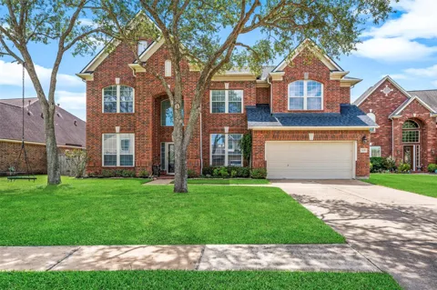 1125 Shady Knoll