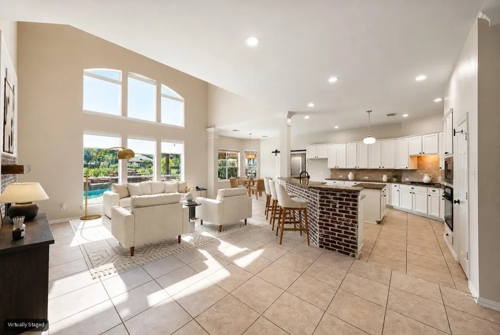 1125 Shady Knoll League City, TX 77573