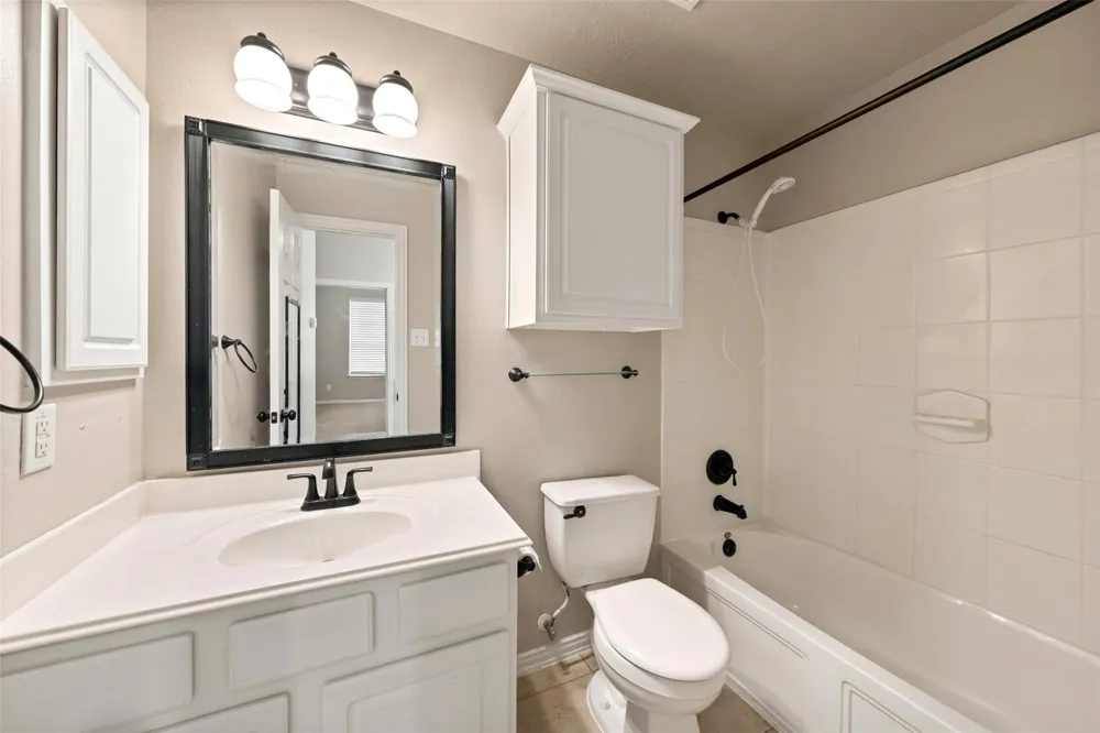 1125 Shady Knoll League City, TX 77573