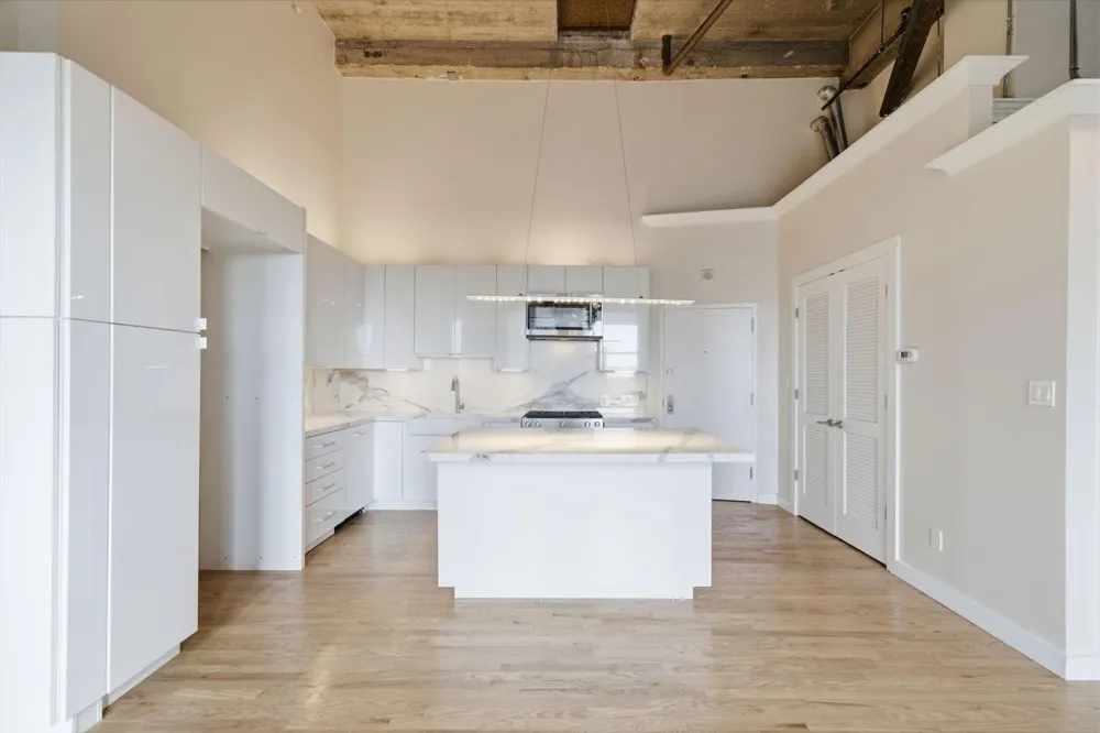 915 Franklin Street #9I Houston, TX 77002