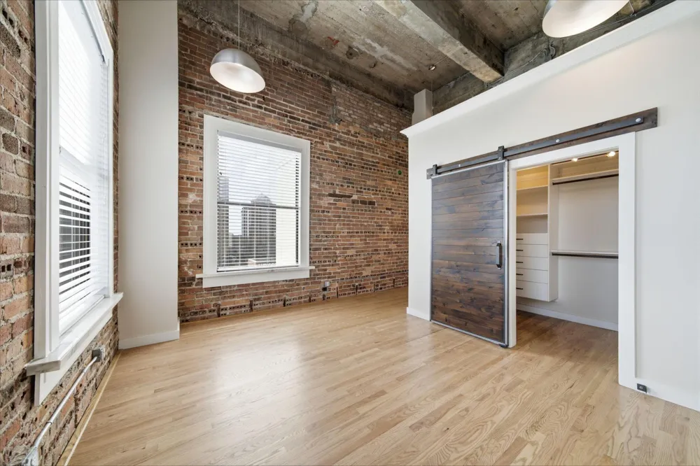 915 Franklin Street #9I Houston, TX 77002
