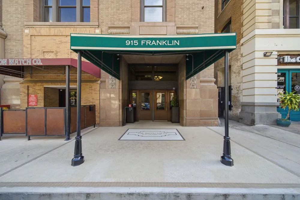 915 Franklin Street #9I Houston, TX 77002