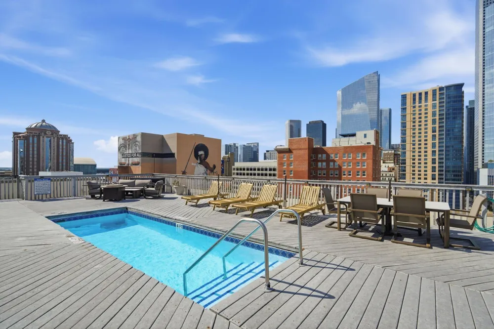 915 Franklin Street #9I Houston, TX 77002