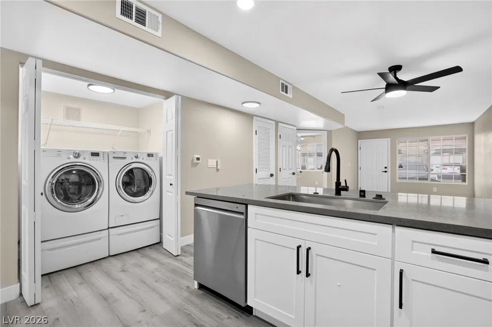 2106 Sleepy Court Las Vegas, NV 89106