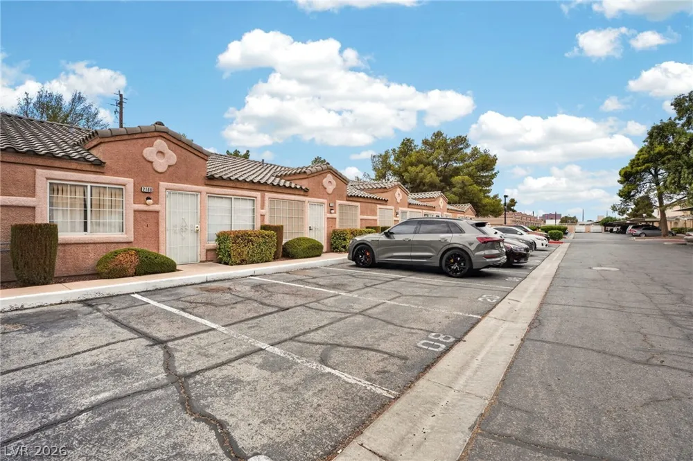 2106 Sleepy Court Las Vegas, NV 89106