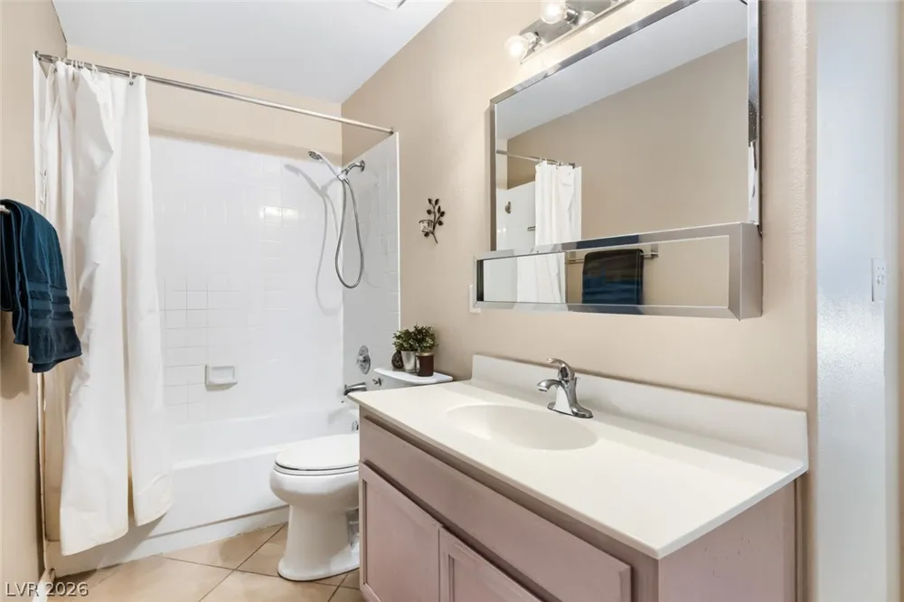 9271 Silver Arrow Court Las Vegas, NV 89117
