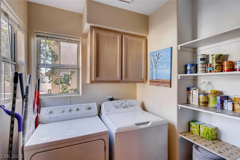 9271 Silver Arrow Court Las Vegas, NV 89117