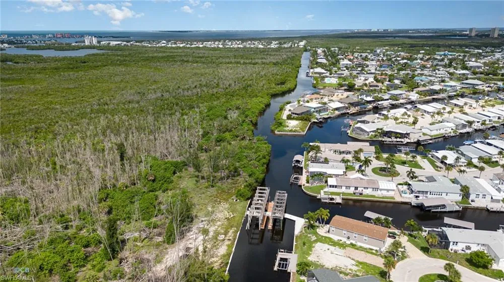 17931 Bryan Court Fort Myers Beach, FL 33931