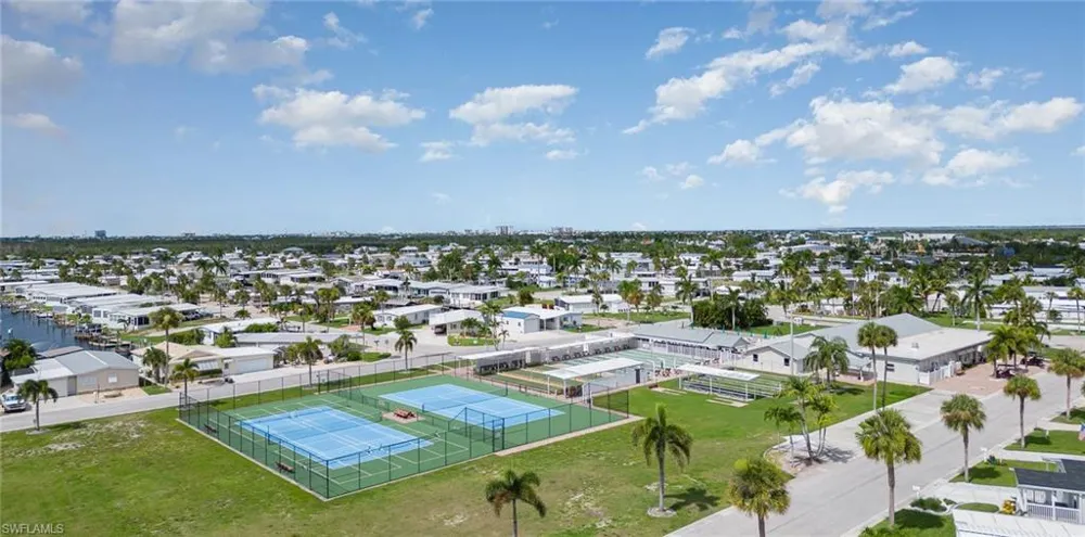 17931 Bryan Court Fort Myers Beach, FL 33931