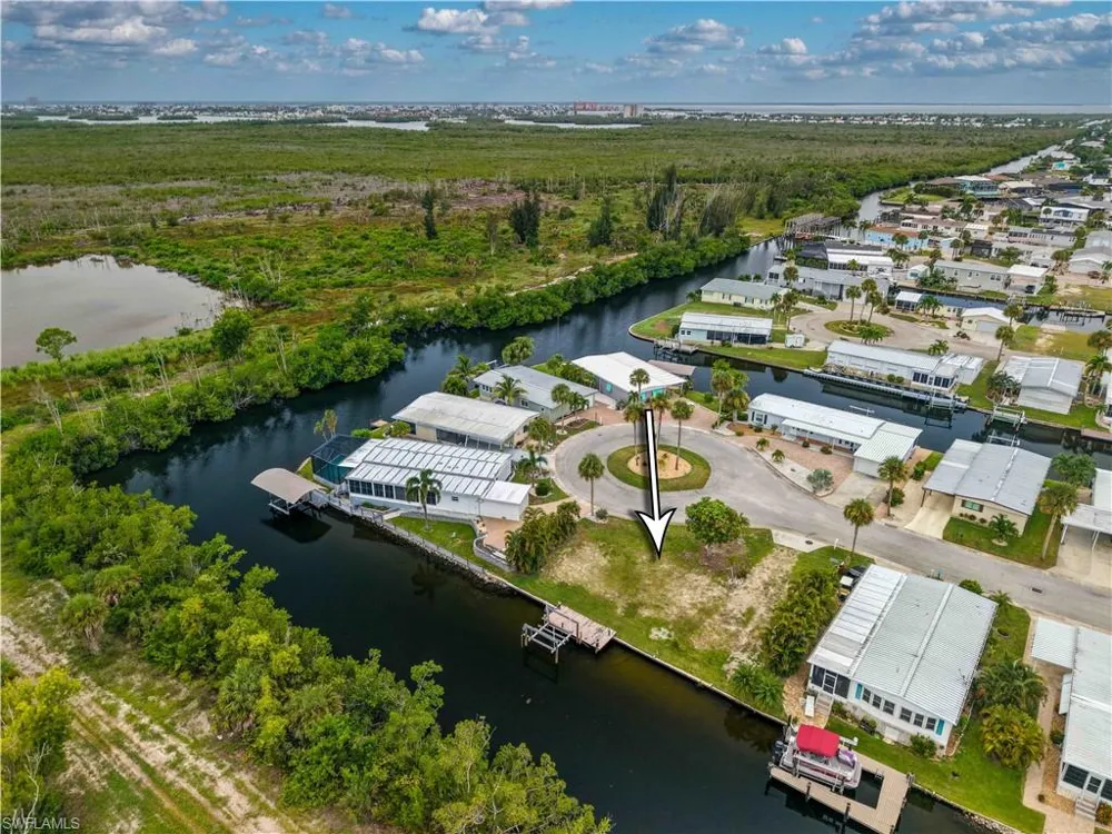 17931 Bryan Court Fort Myers Beach, FL 33931