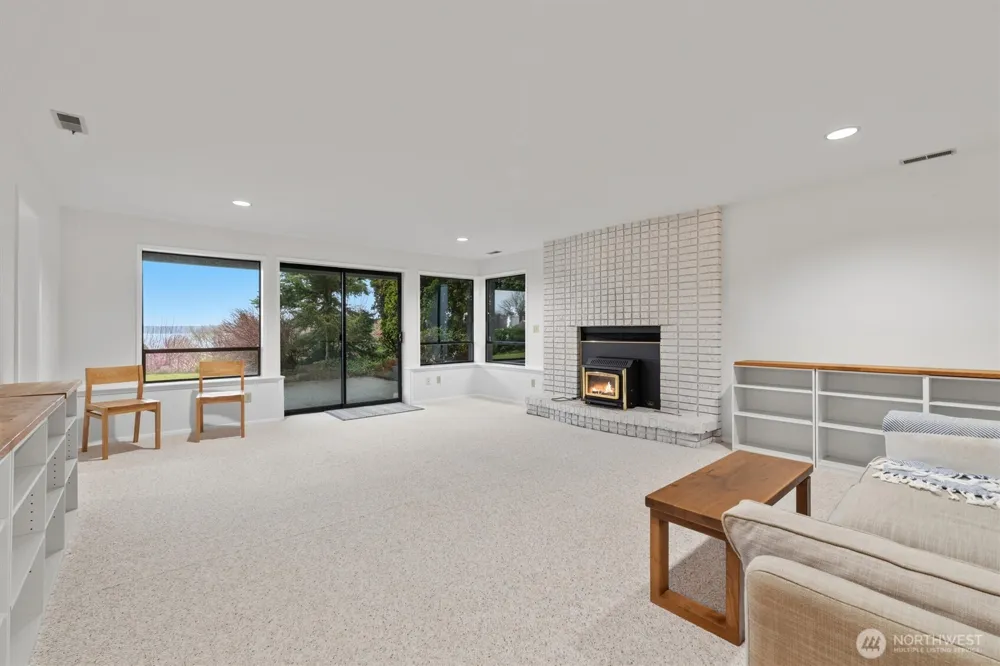 505 S Marine View Way Federal Way, WA 98003