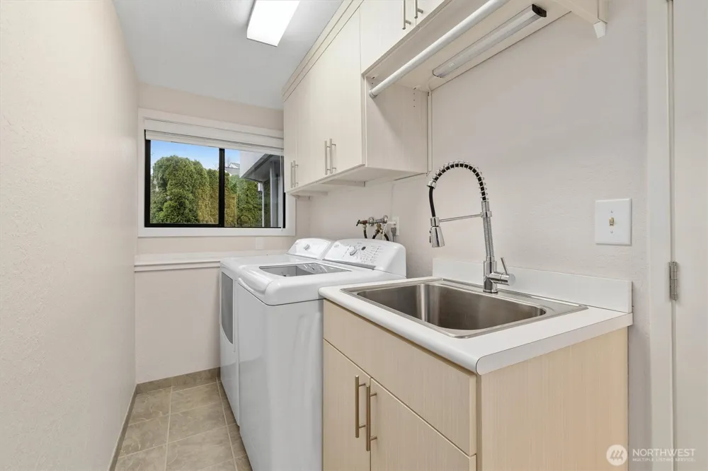 505 S Marine View Way Federal Way, WA 98003