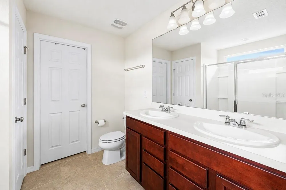 2704 VISTA VERDE LANE Kissimmee, FL 34744