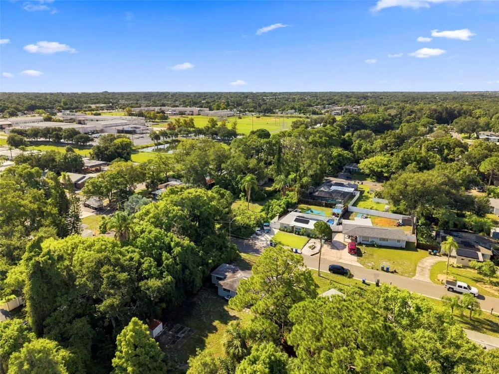 660 DEXTER DRIVE Dunedin, FL 34698