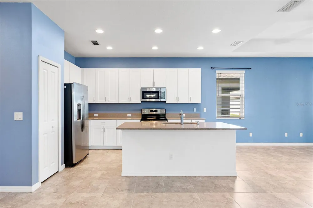 8561 WHISPERING STREET Sarasota, FL 34240