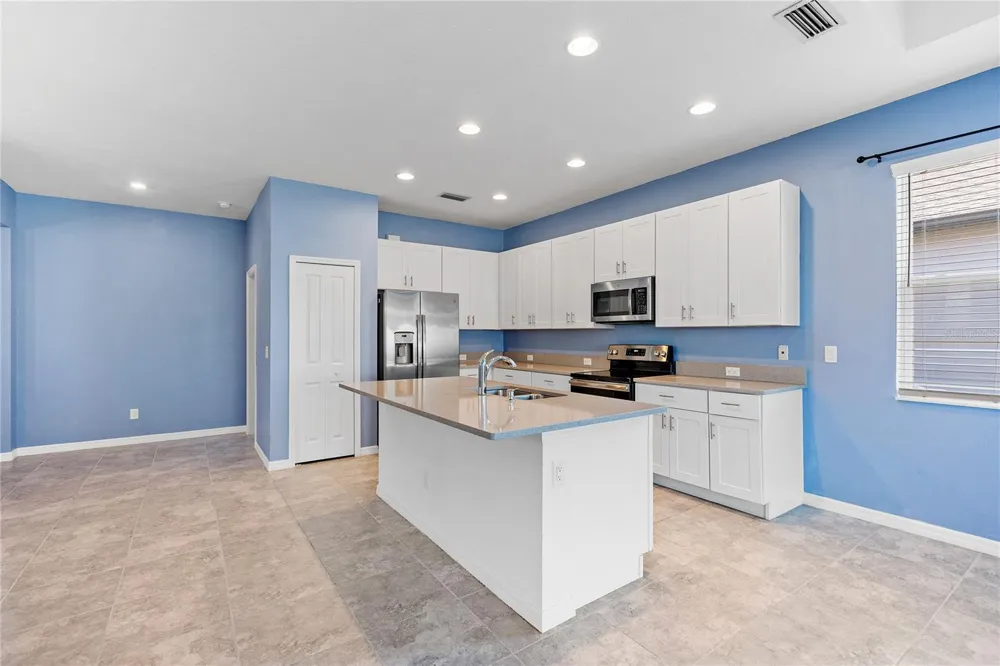 8561 WHISPERING STREET Sarasota, FL 34240
