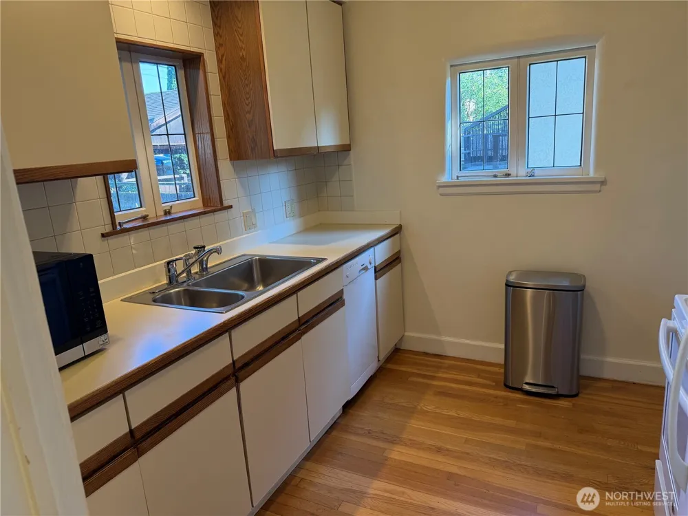 2014 41st Avenue E Seattle, WA 98112