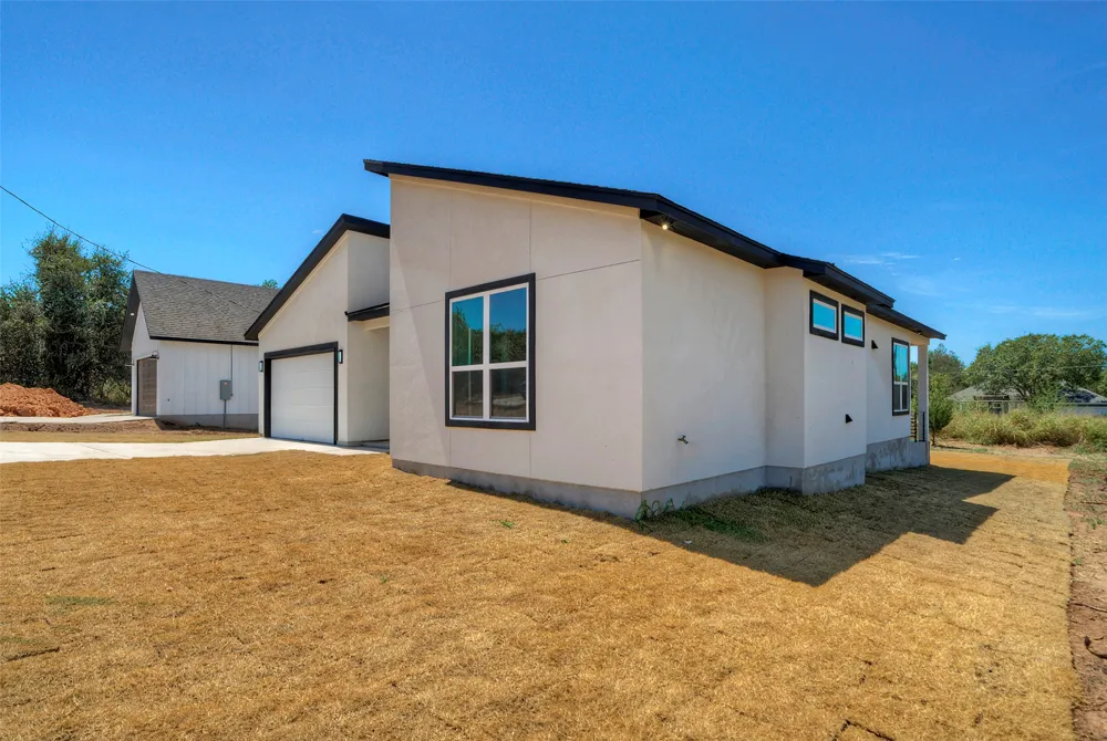 149 Waimanalo Lane Bastrop, TX 78602