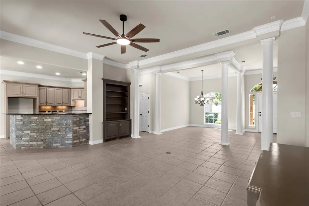 212 Neal Drive Liberty Hill, TX 78642